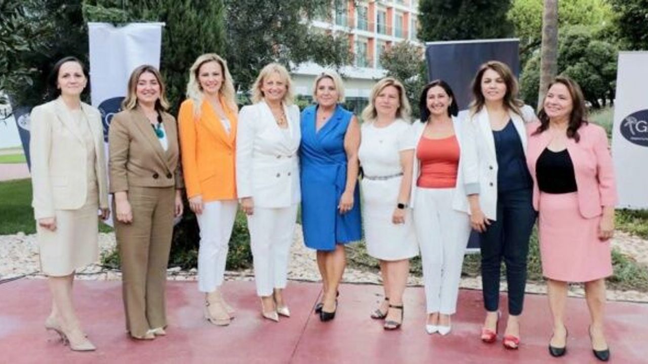 Türkiye’nin ilk girişimci iş kadınları federasyonu kuruldu