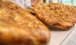 Bursa'da 450 gramlık BESAŞ Ramazan pidesi 25 TL