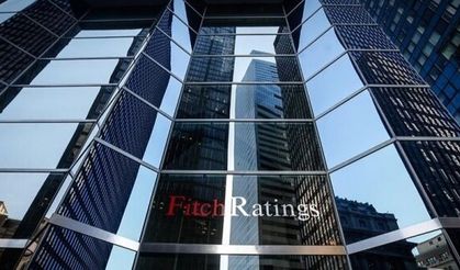 Fitch, Türkiye'nin kredi notunu yükselti