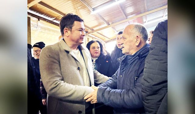 Başkan Aydın mahalleleri adım adım geziyor