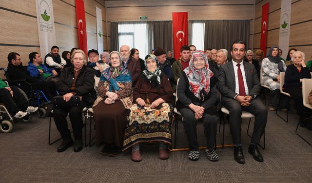 BAREM sakinlerine moral konseri