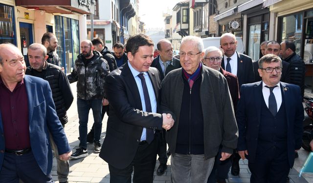 Başkan Aydın, Kayıhan Çarşısı esnafı ile buluştu