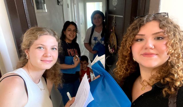 Öğrenciler kapı kapı dolaşılarak halka çevre bilinci kazandırıyor