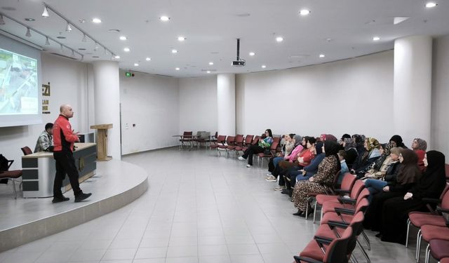 OSMEK kursiyerlerine çevre bilinci eğitimi