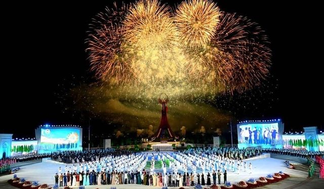 Özbekistan bağımsızlığının 34. yılını kutluyor