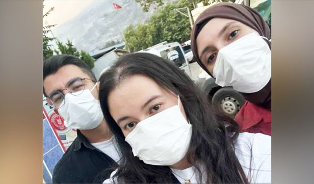 Genç gazeteci arkadaşlarımız yangını takip etti