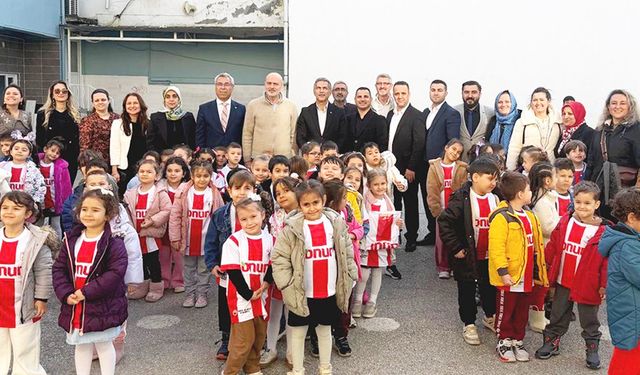 Onur Market’ten miniklere anlamlı destek