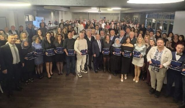 DOSAB geleneksel gecede buluştu