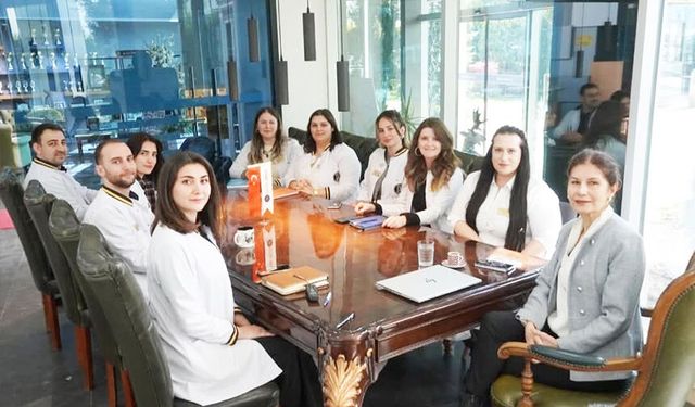 Eğitimde çift dilli ve bilim destekli model