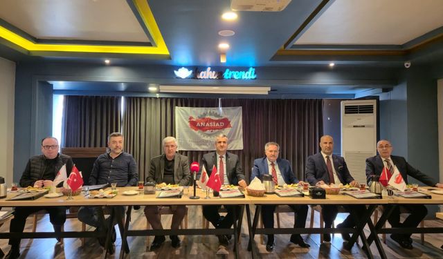 ANASİAD Üyeleri Kahvaltılı Toplantıda Buluştu