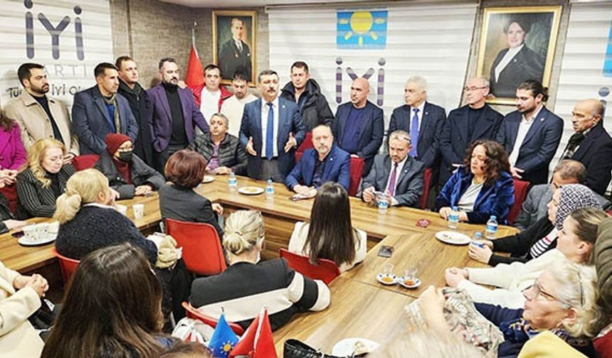 İYİ Parti’nin Nilüfer Belediye Başkan adayı Özgür Şimşek