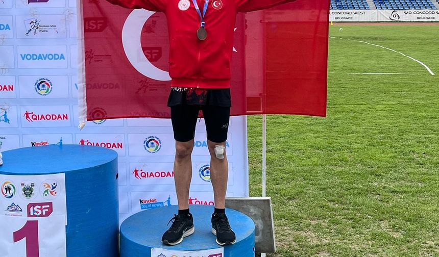 Osmangazili milli atletten dünya üçüncülüğü