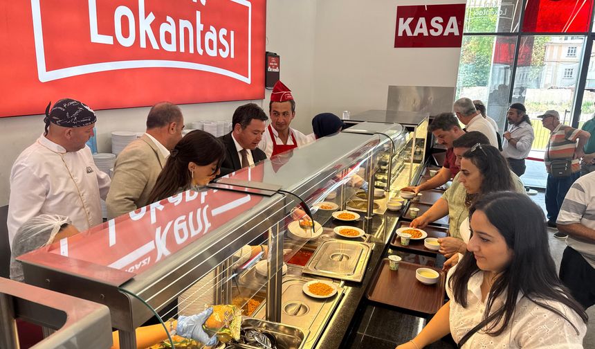 Osmangazi Belediyesi’nden Ferdi Zeyrek anısına yemek ikramı