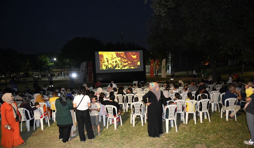Osmangazi’de Açık Hava Sinema Keyfi