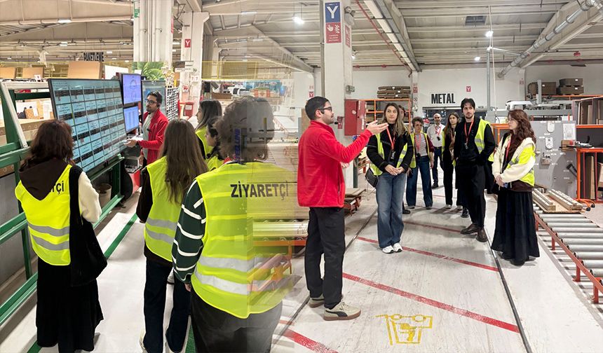 Genç tasarımcılar Çilek’te