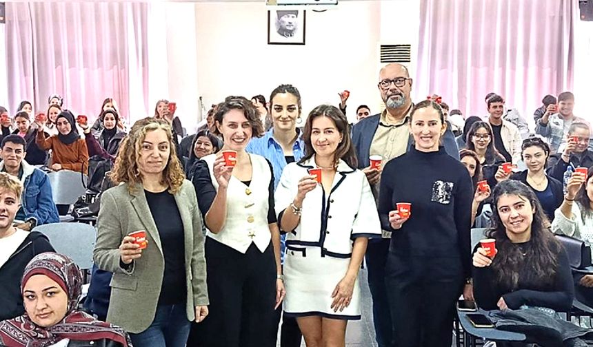 Yankı Yemek’ten Karacabey MYO öğrencilerine kariyer dersi