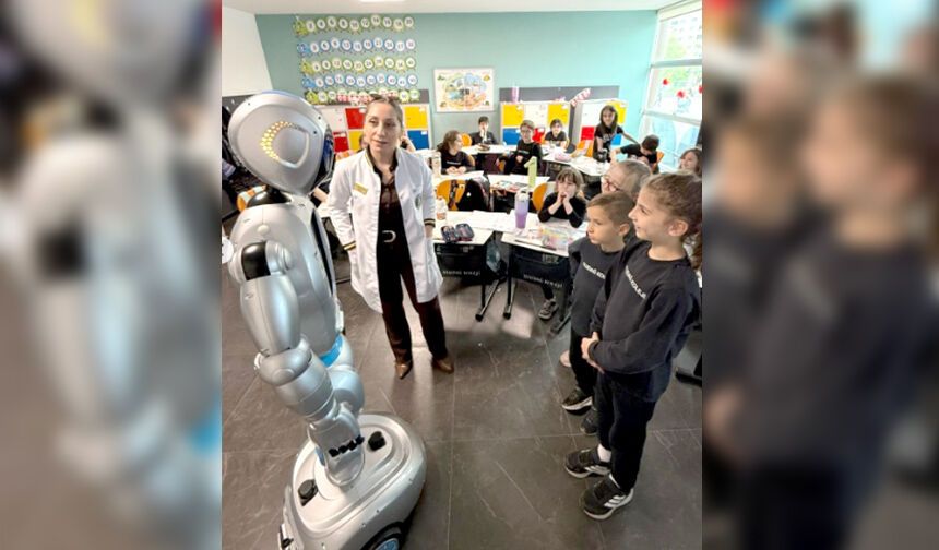 Uludağ Koleji’nden çift dilli eğitimde robotik uygulamalar