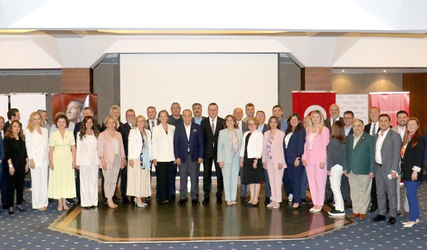MARSİFED, iş dünyasının zirvesine ev sahipliği yaptı