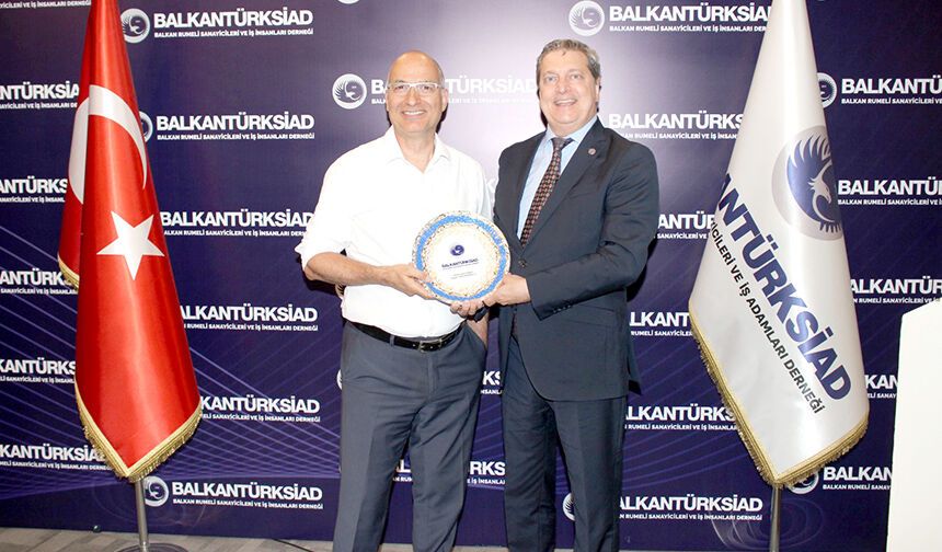 BALKANTÜRKSİAD’dan veri odaklı yönetim reçetesi