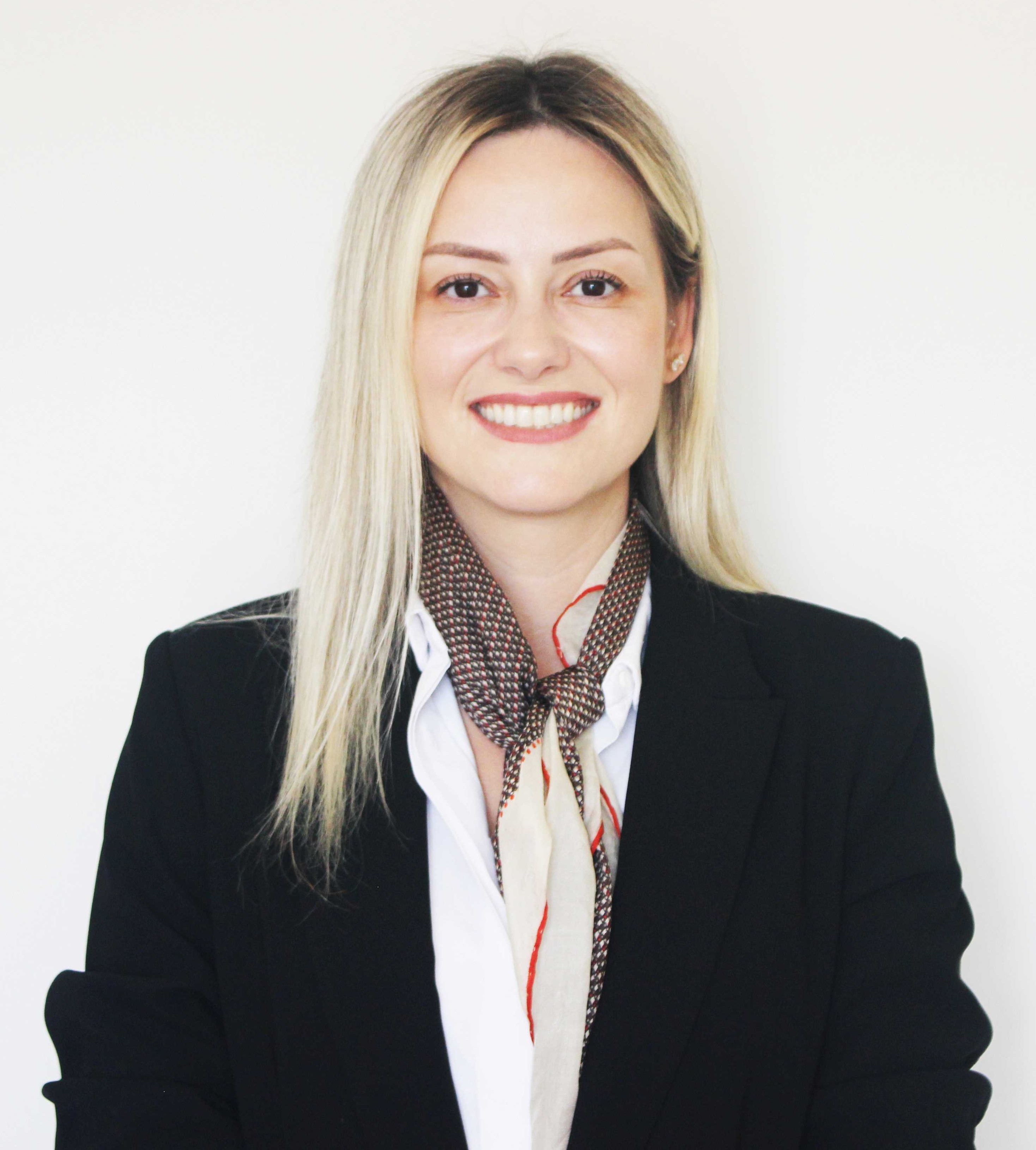 Berrin Özçelikler-1