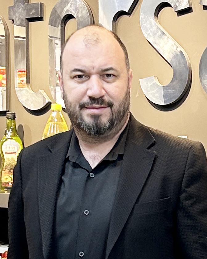 Volkan Tezelli̇-3