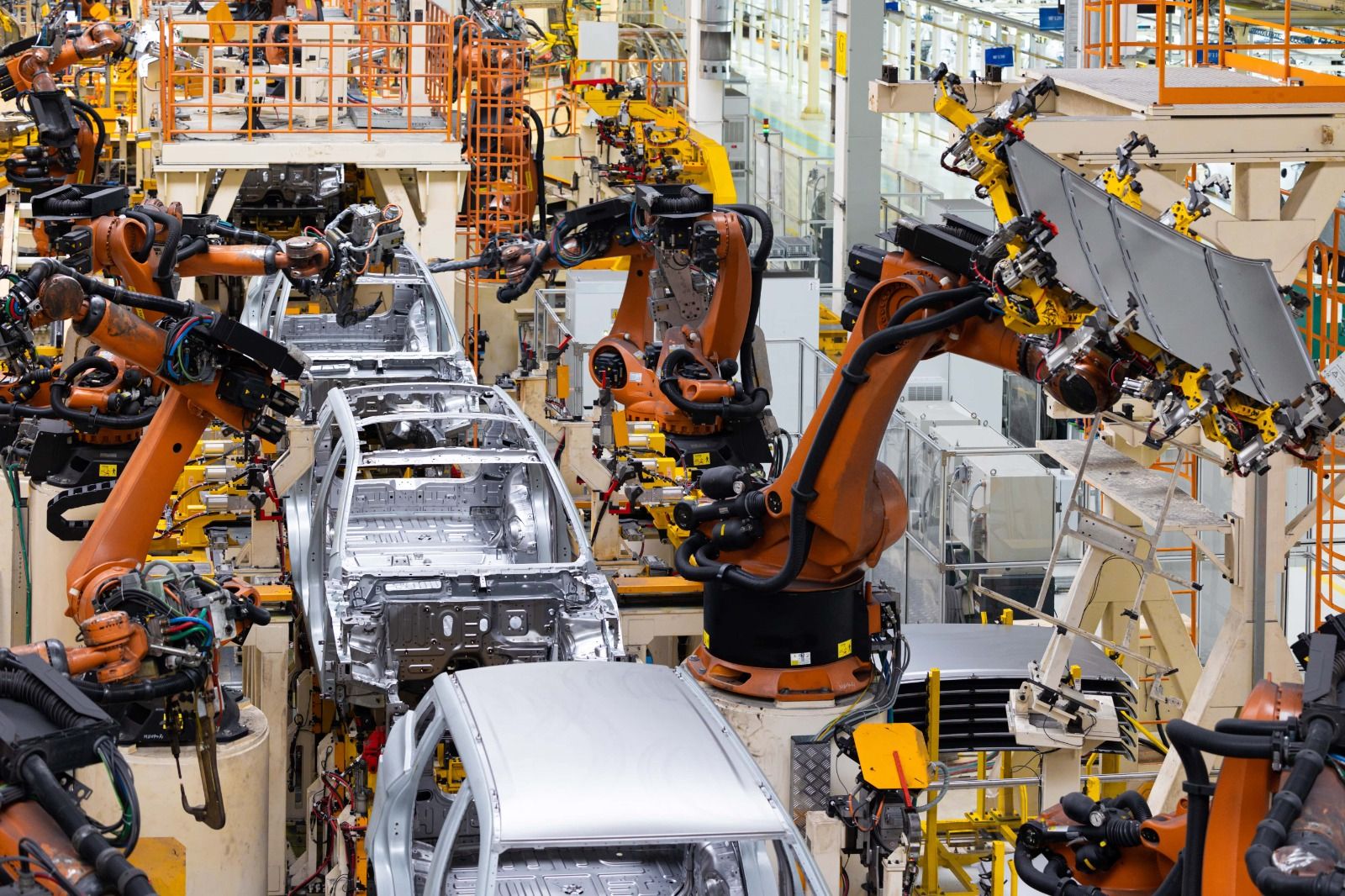 Otomotiv ihracatı yüz güldürüyor